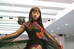 Nanjing brocade fashion show