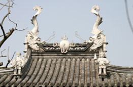 Mythical creatures on roof of Chen family residence, Tongli